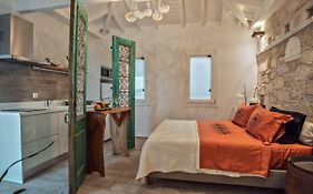 Beachfront Suite Aikaterini